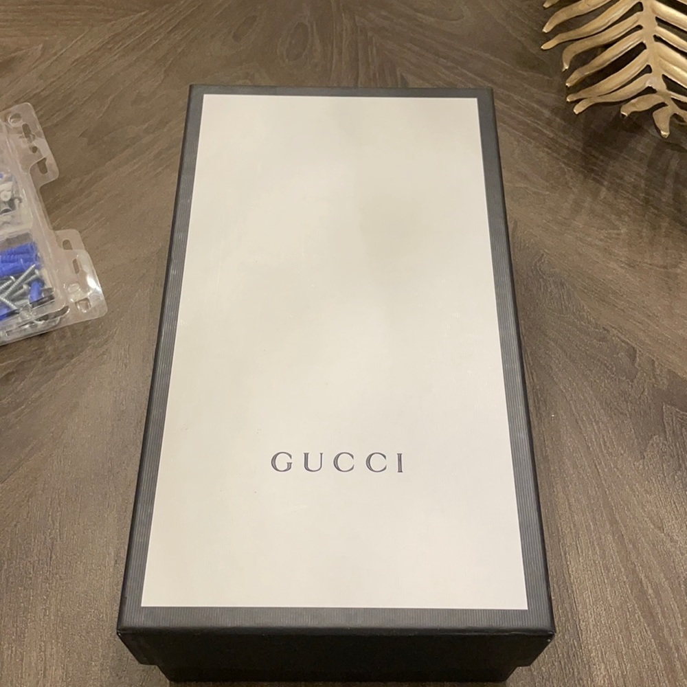 GUCCI SHOES